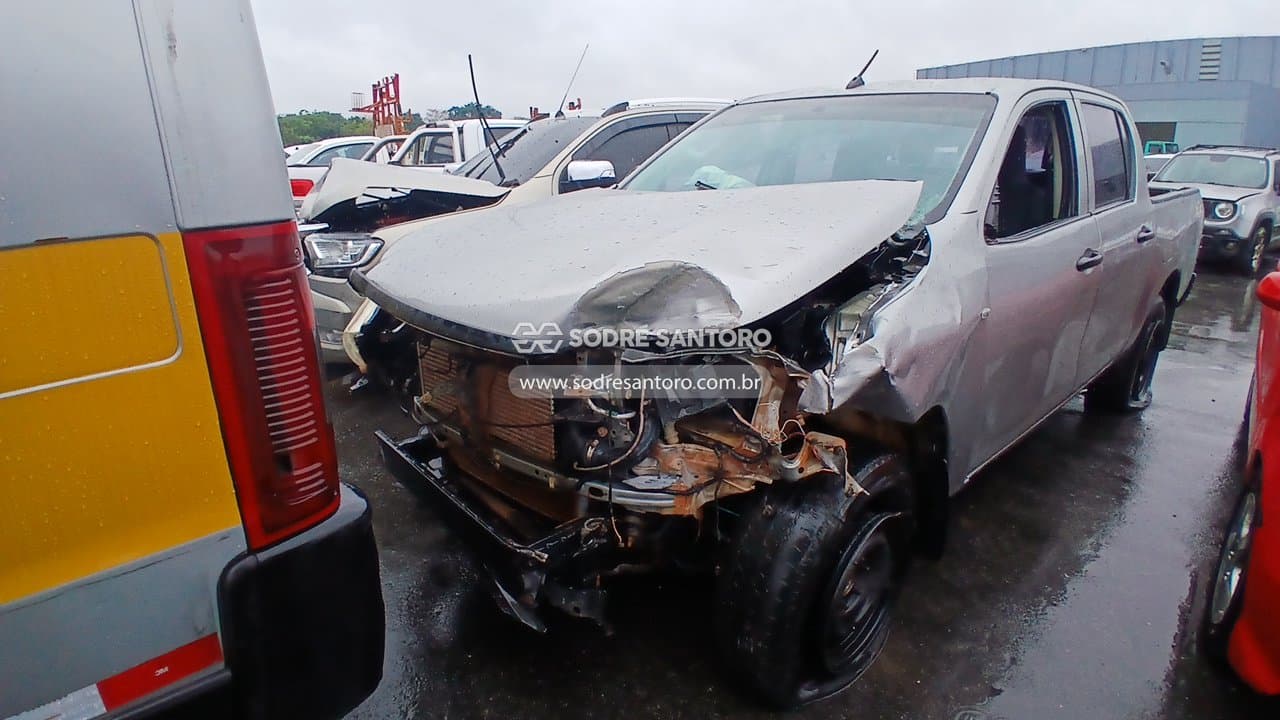 Toyota Hilux 2019 — foto 3