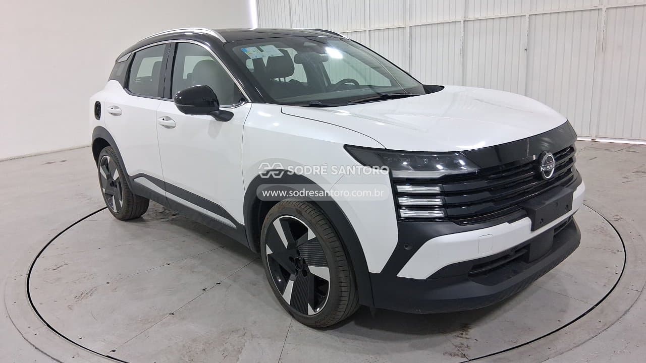 Nissan Kicks Platinum At 2026, branca