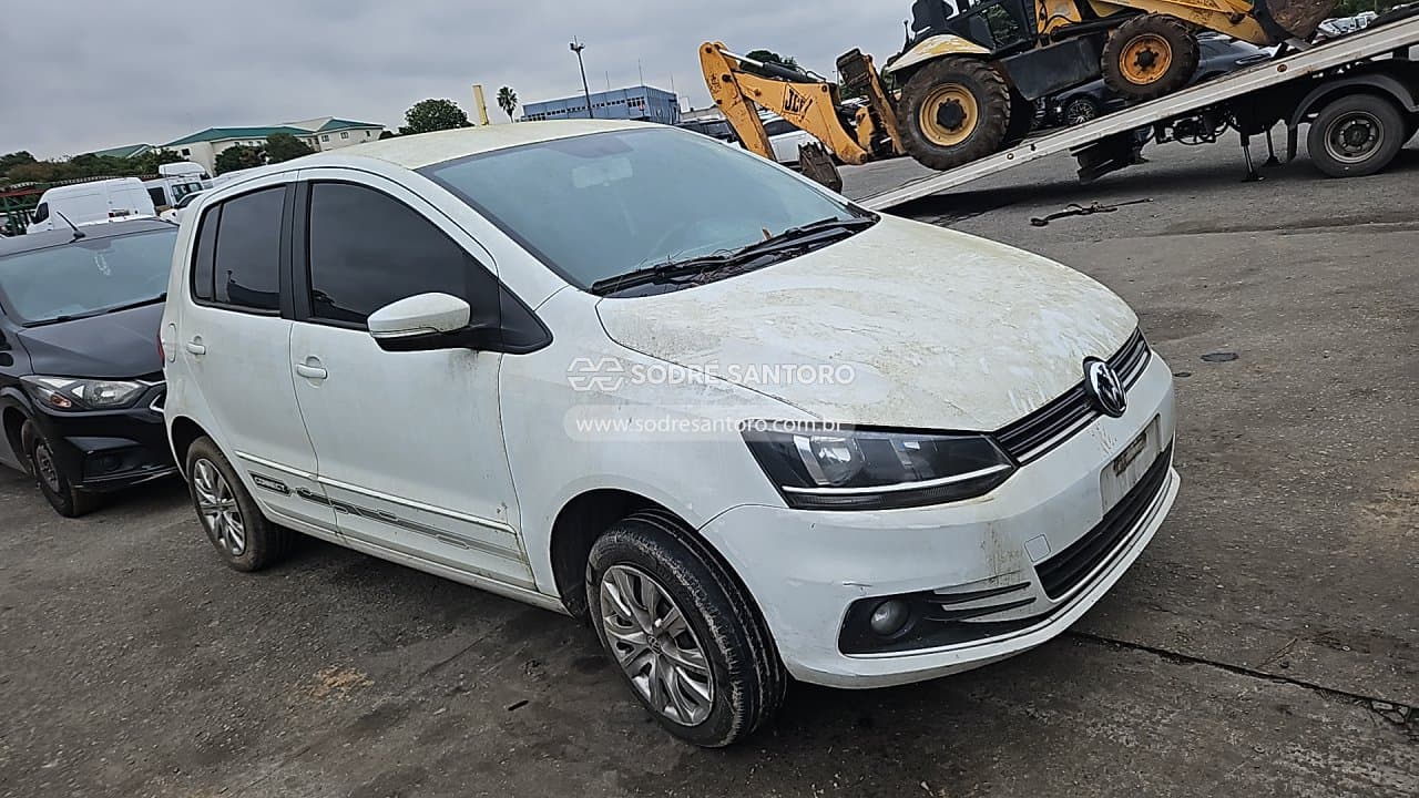 Volkswagen Fox Connect Mb 2020, branca