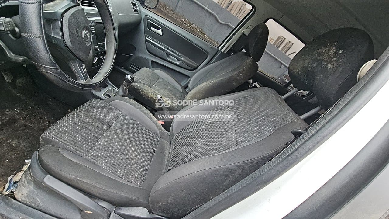 Volkswagen Fox Connect Mb 2020 — foto 8