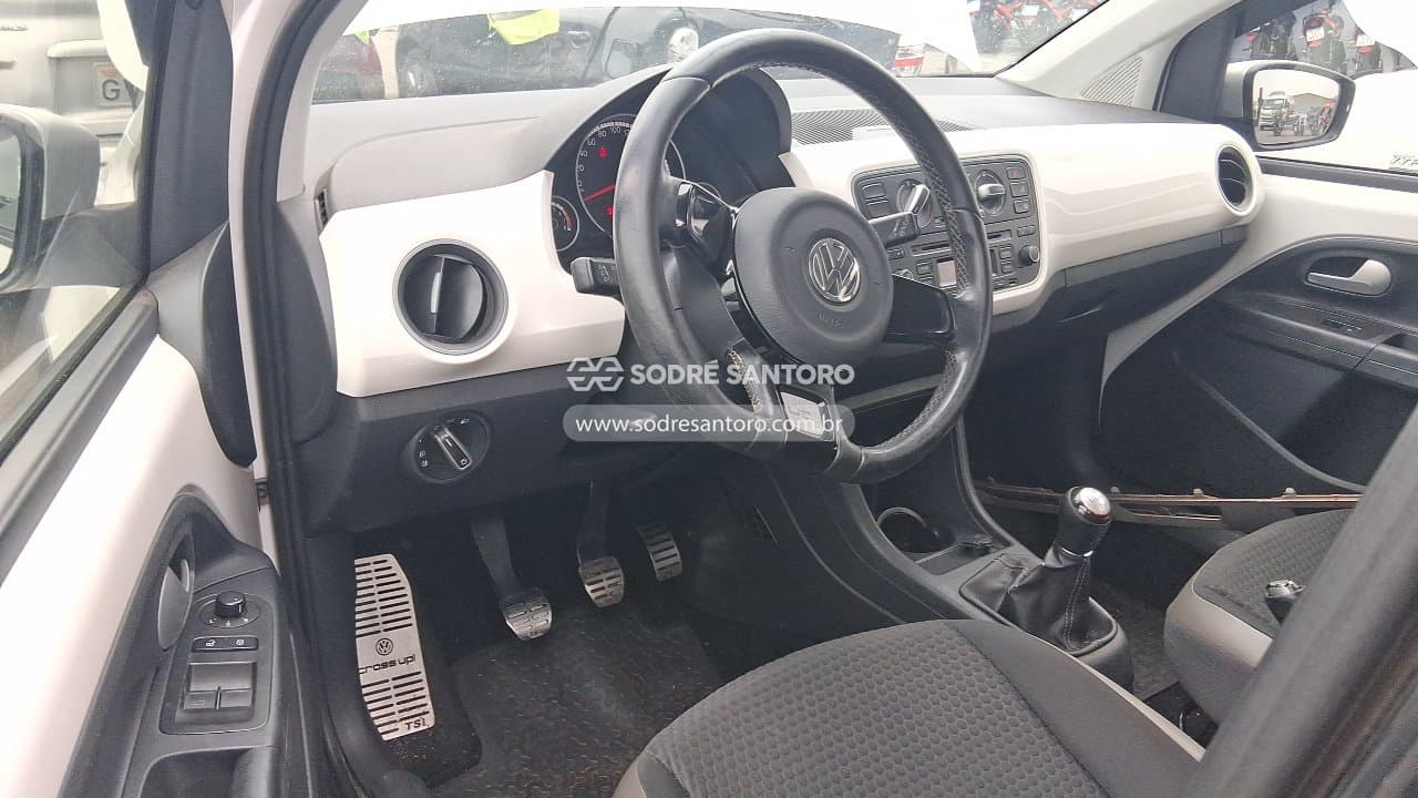 Volkswagen Up Cross Mc 2017 — foto 6