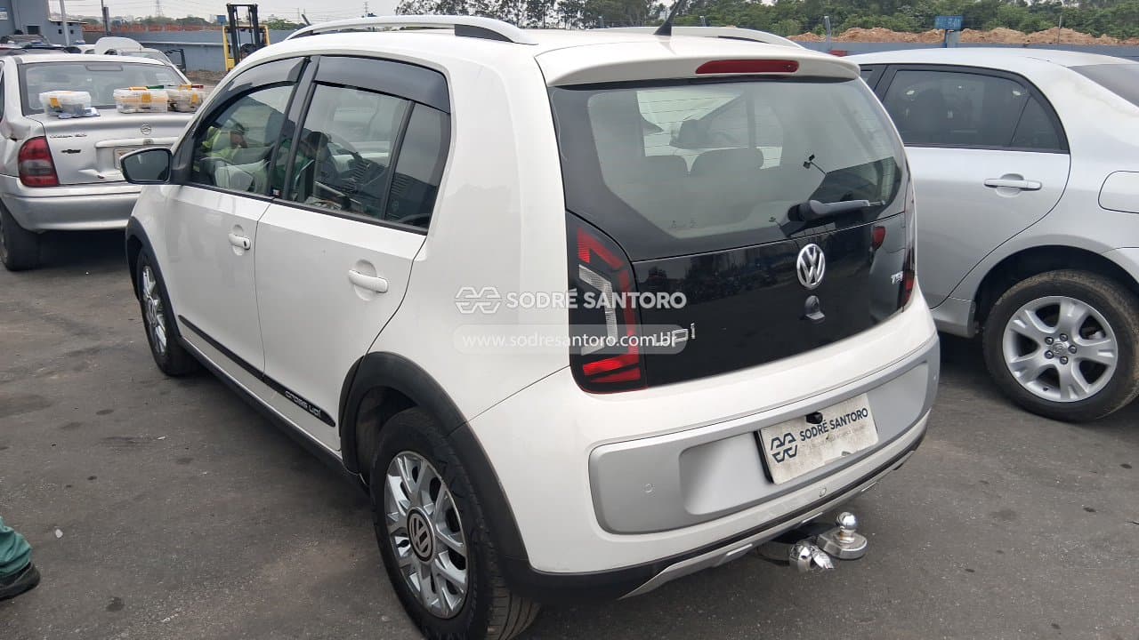 Volkswagen Up Cross Mc 2017 — foto 2