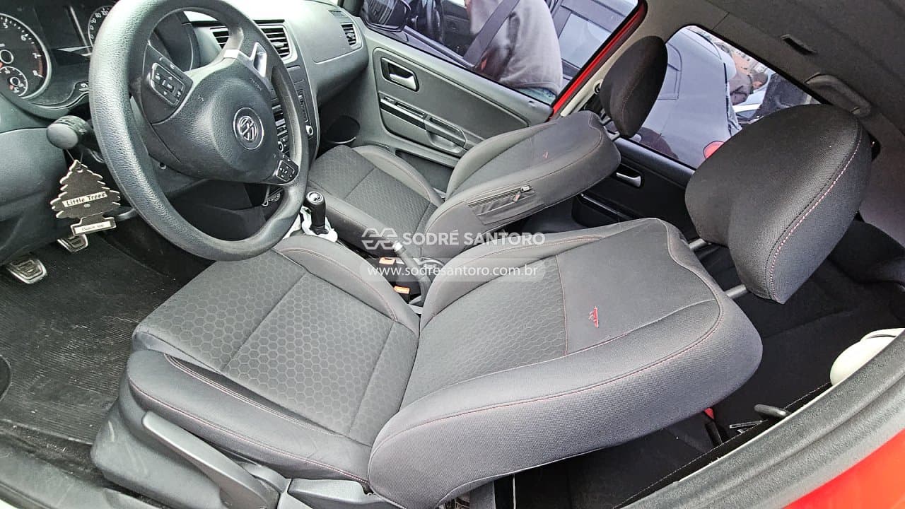 Volkswagen Crossfox 2013 — foto 8