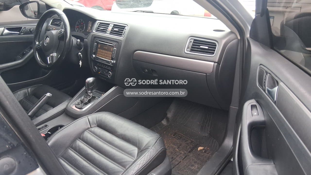 Volkswagen Jetta 2.0t 2012 — foto 8