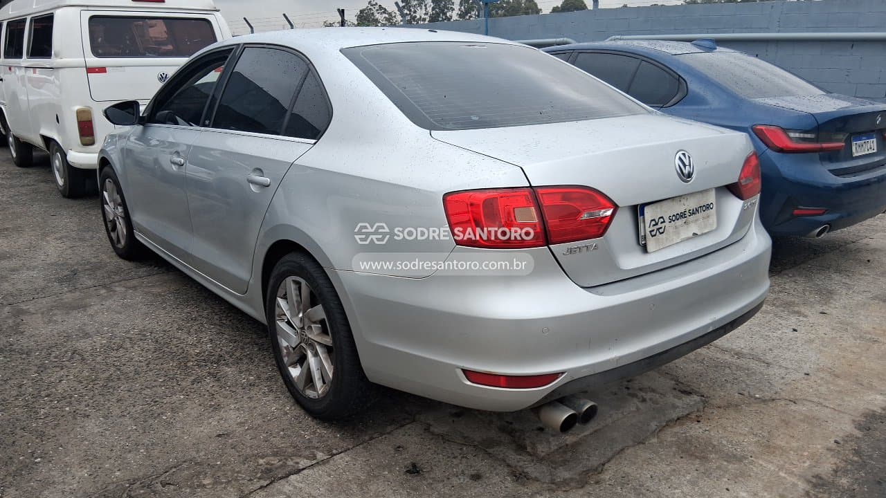 Volkswagen Jetta 2.0t 2012 — foto 2