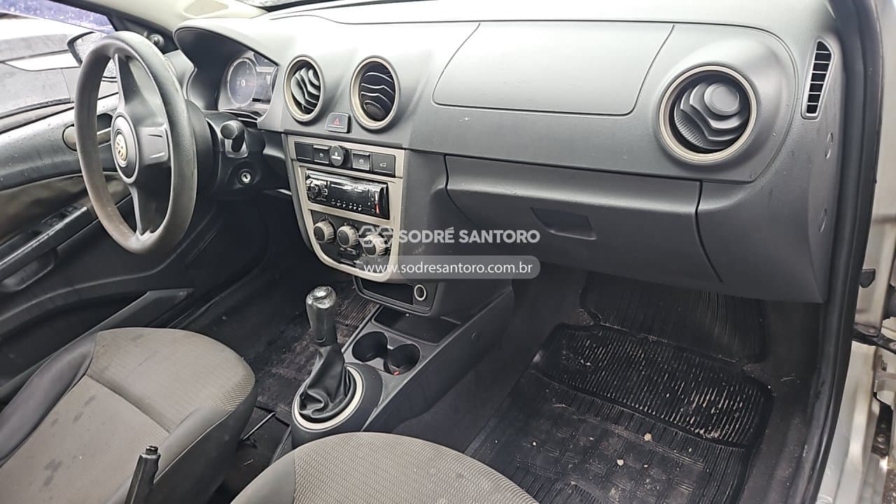 Volkswagen Voyage 1.0 2012 — foto 7