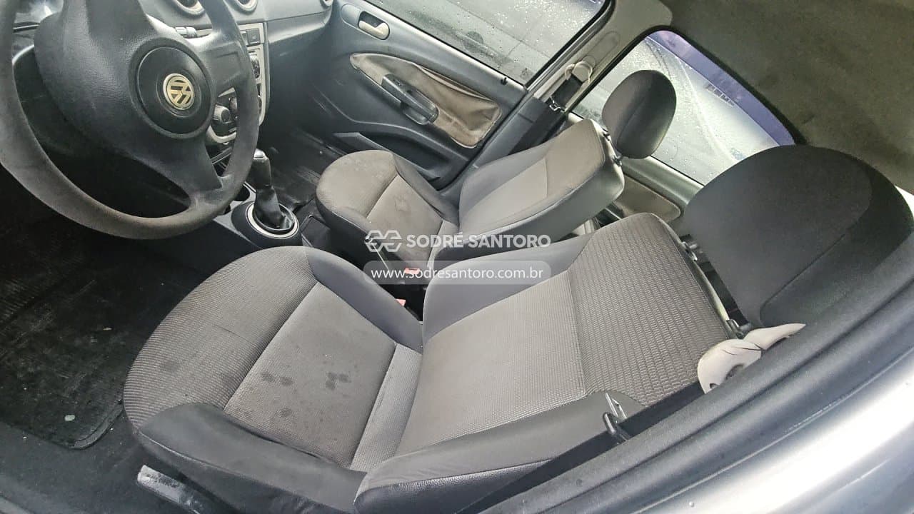 Volkswagen Voyage 1.0 2012 — foto 8