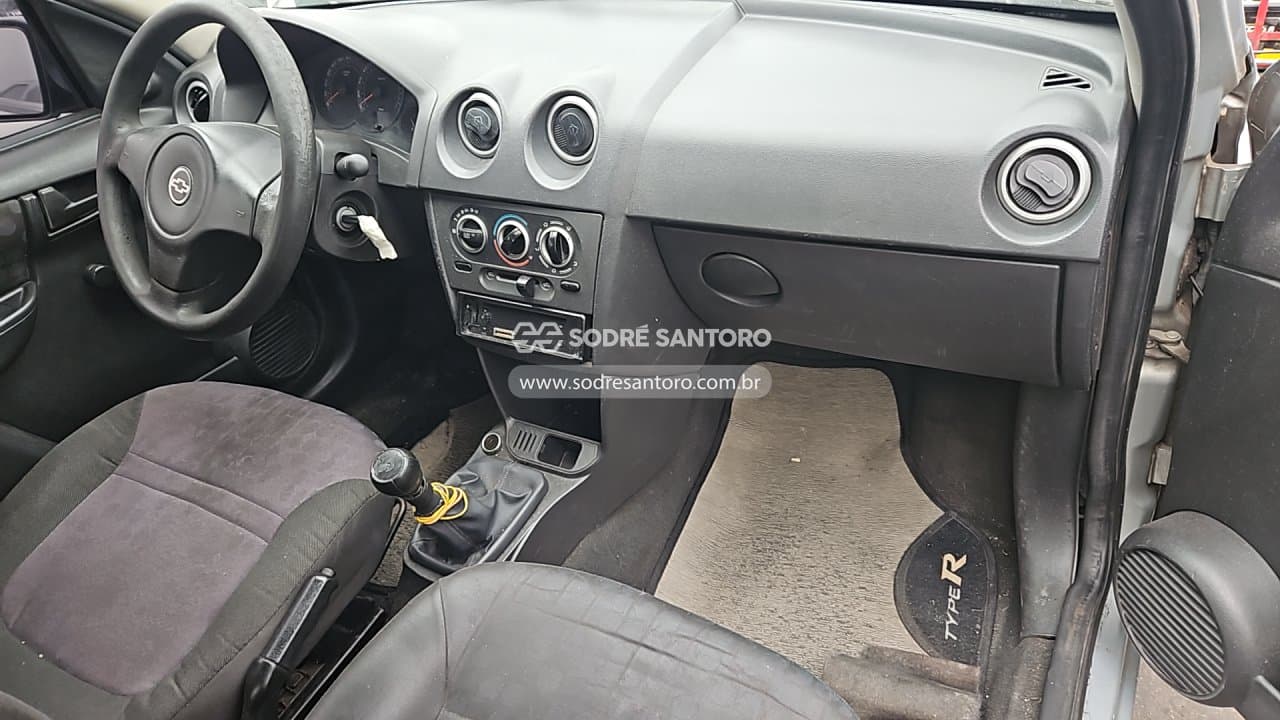 Chevrolet Prisma Joy 2011 — foto 7