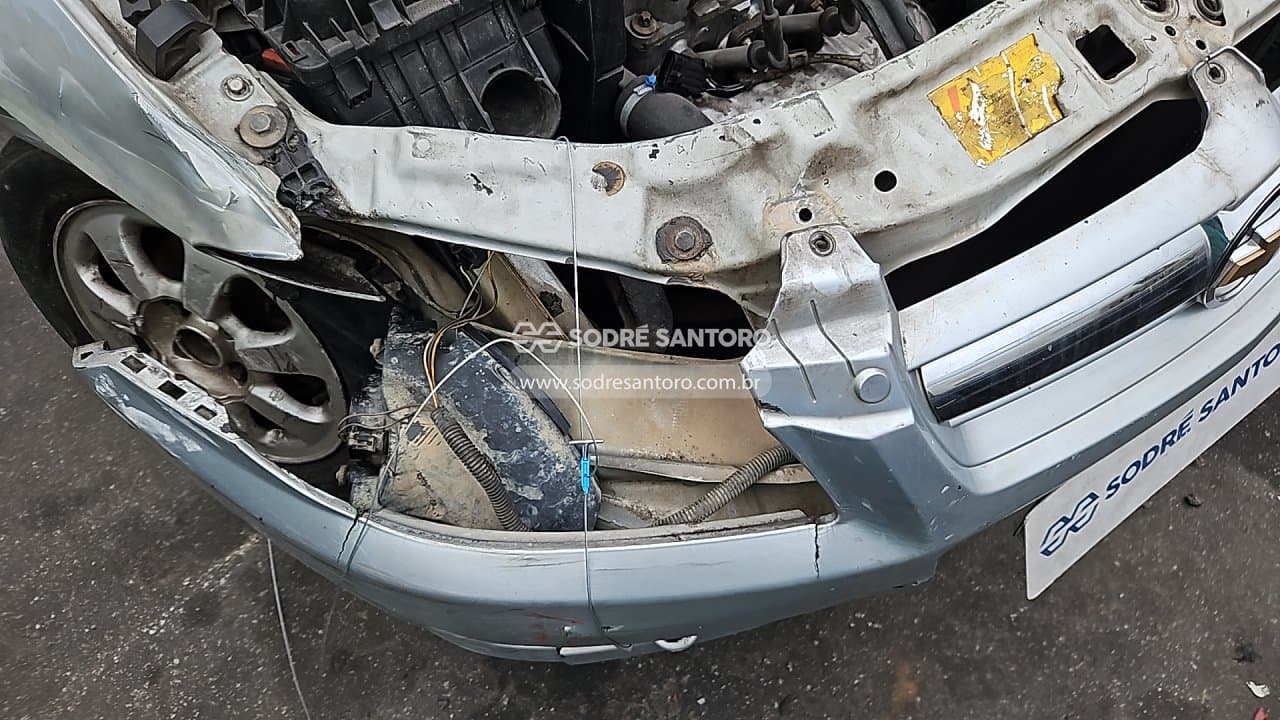 Chevrolet Prisma Joy 2011 — foto 12