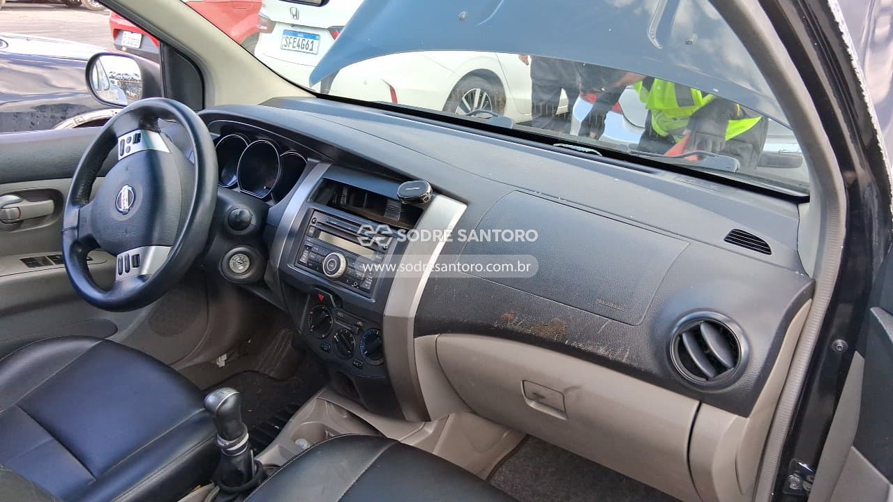 Nissan Livina 16s 2011 — foto 7
