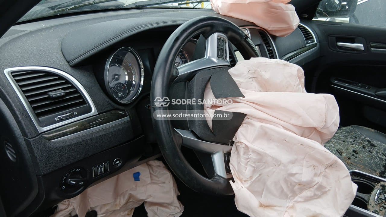 Chrysler 300c 3.6l V6 2012 — foto 6