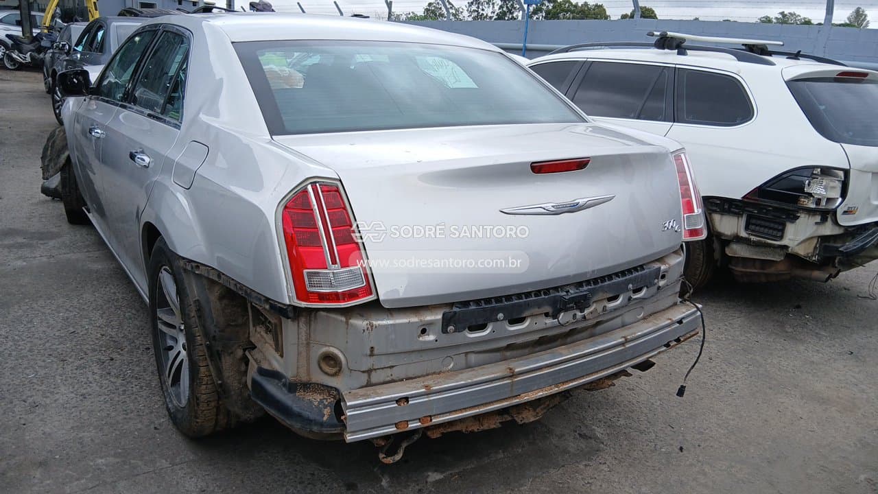 Chrysler 300c 3.6l V6 2012 — foto 2