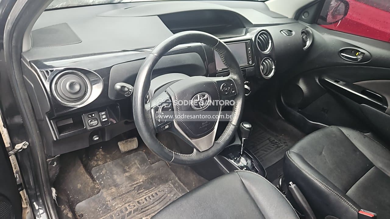 Toyota Etios Hb Cross At 2017 — foto 6