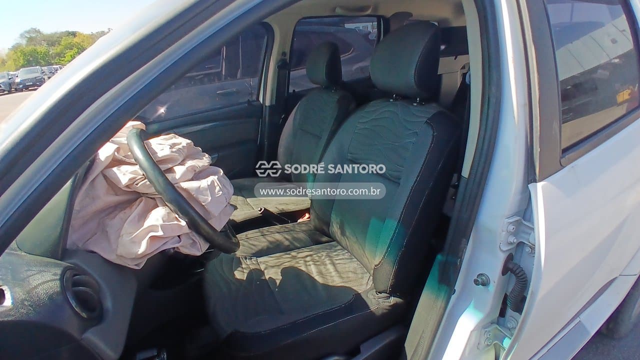 Renault Duster 4x2 2014 — foto 8