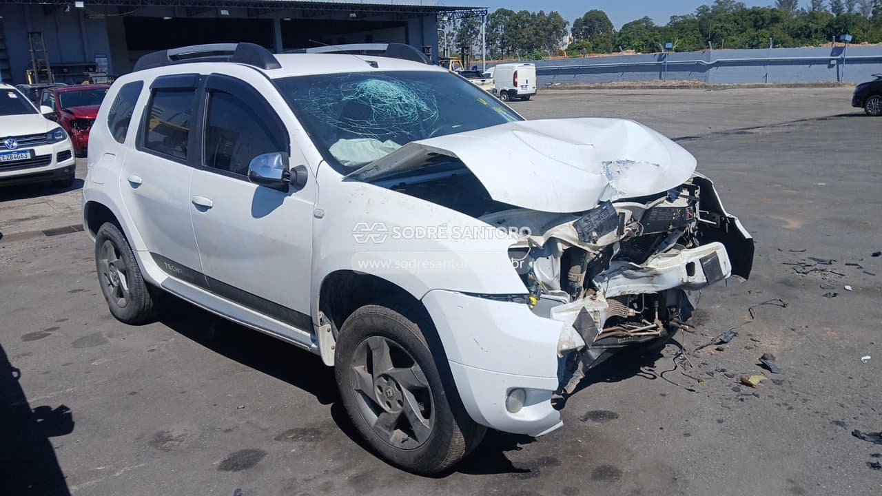 Renault Duster 4x2 2014, branca
