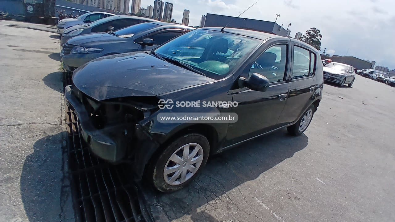 Renault Sandero 2014 — foto 3