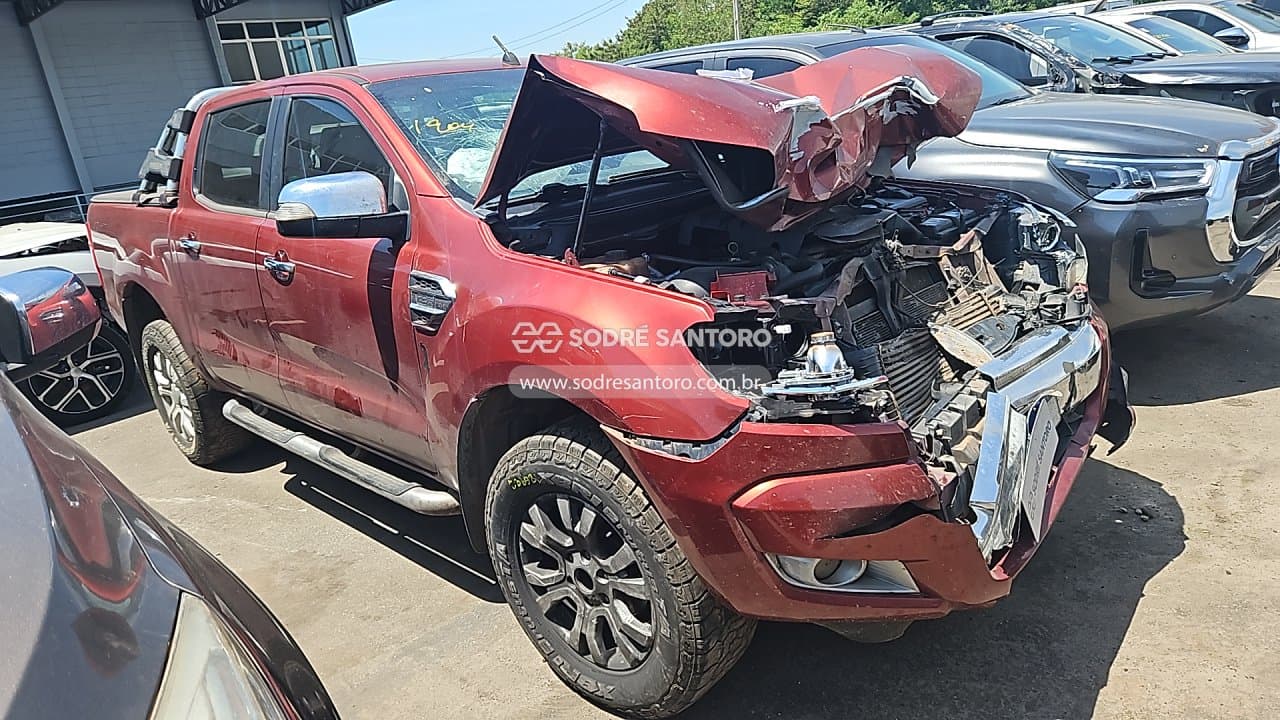 Ford Ranger 2018, vermelha