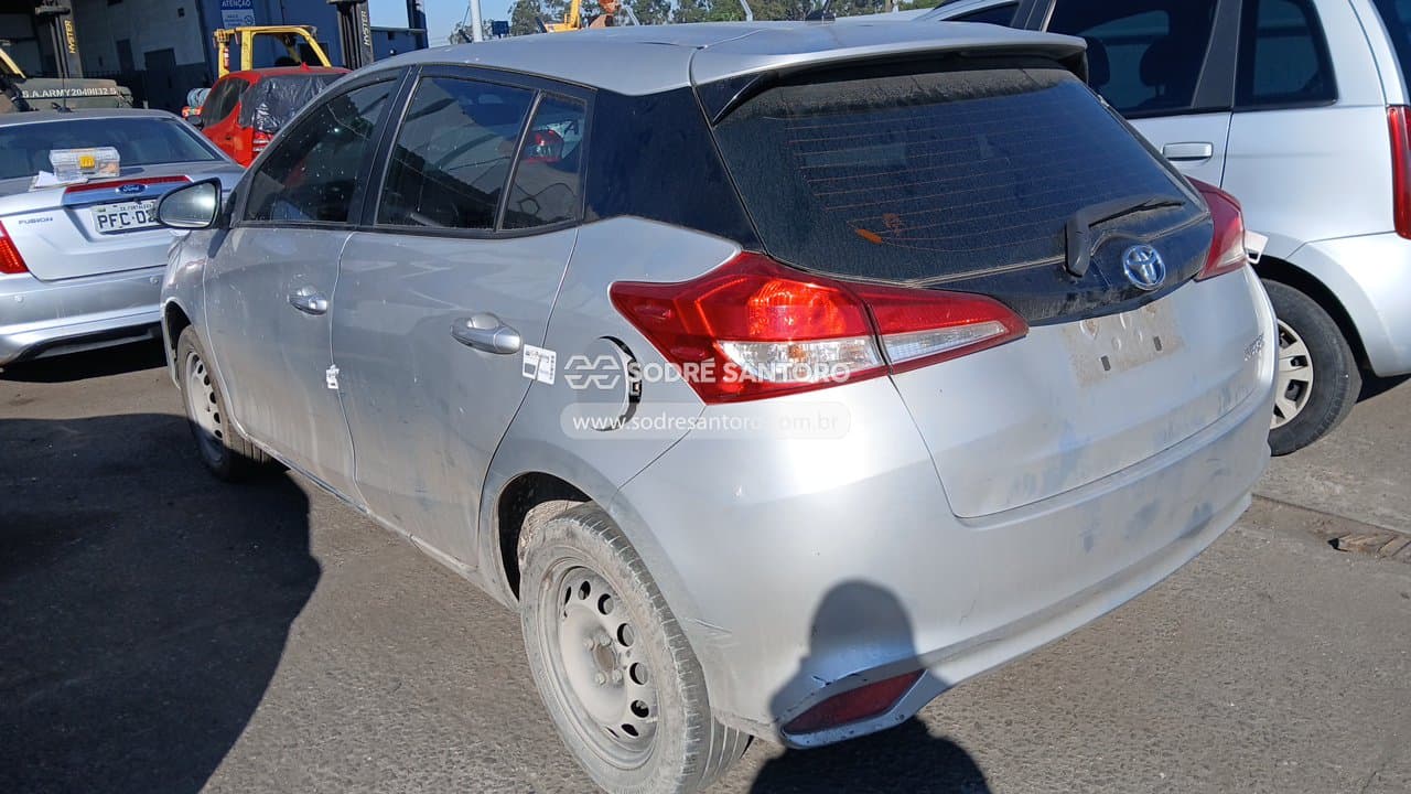 Toyota Yaris Ha Xl15 2023 — foto 2