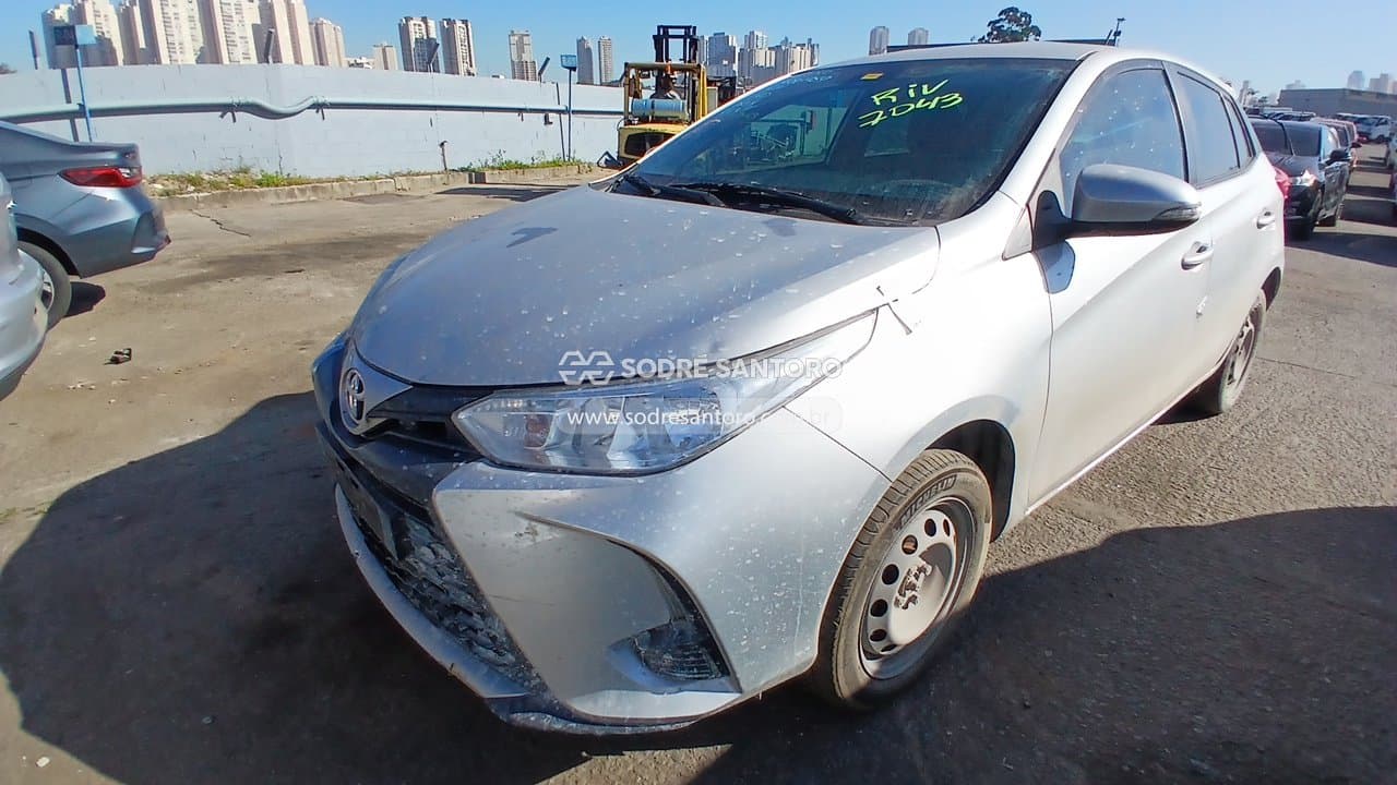 Toyota Yaris Ha Xl15 2023 — foto 3