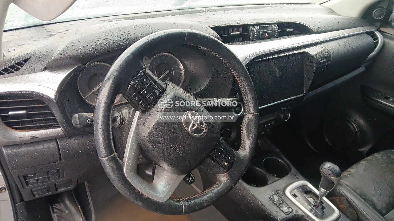 Toyota Hilux 2024 — foto 6