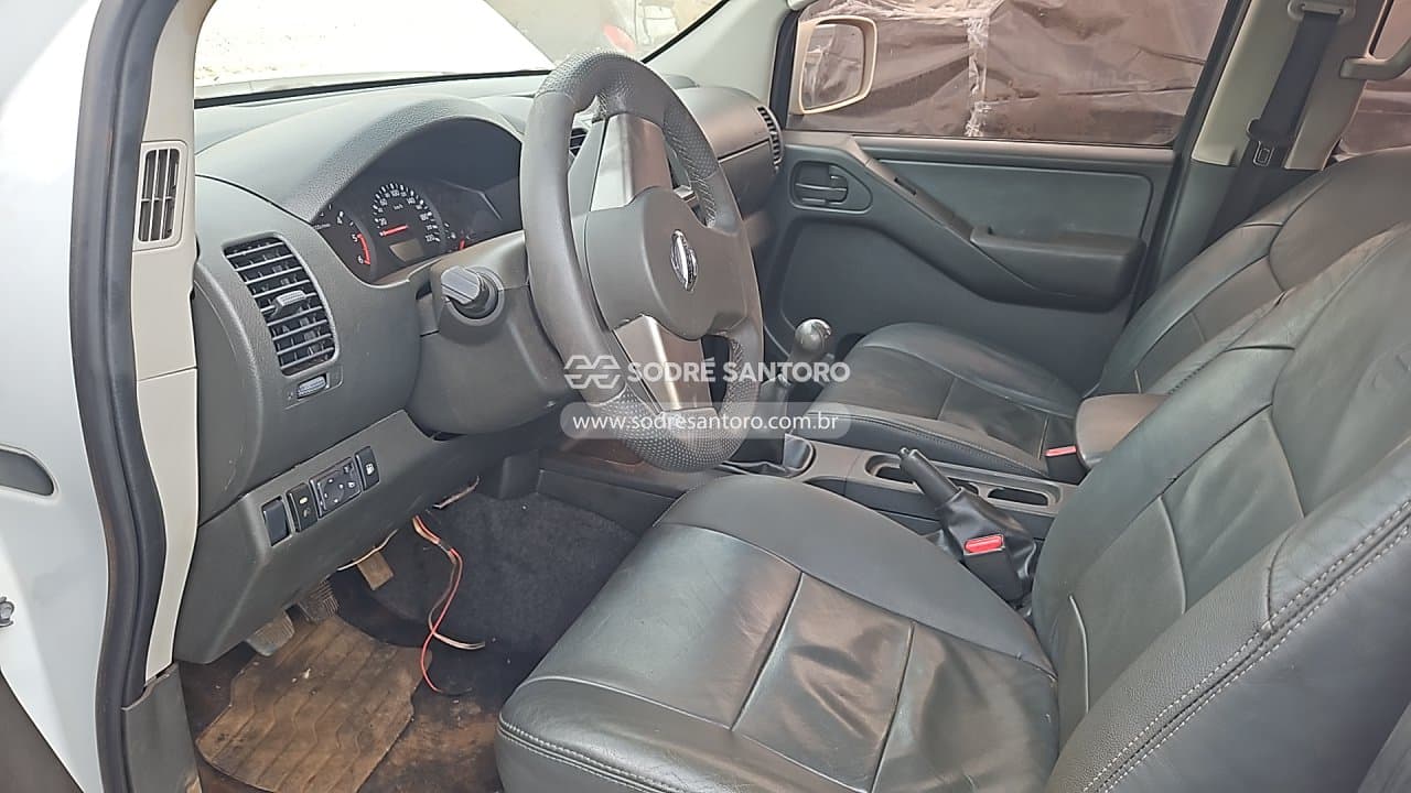 Nissan Frontier Xe 4x4 2013 — foto 10