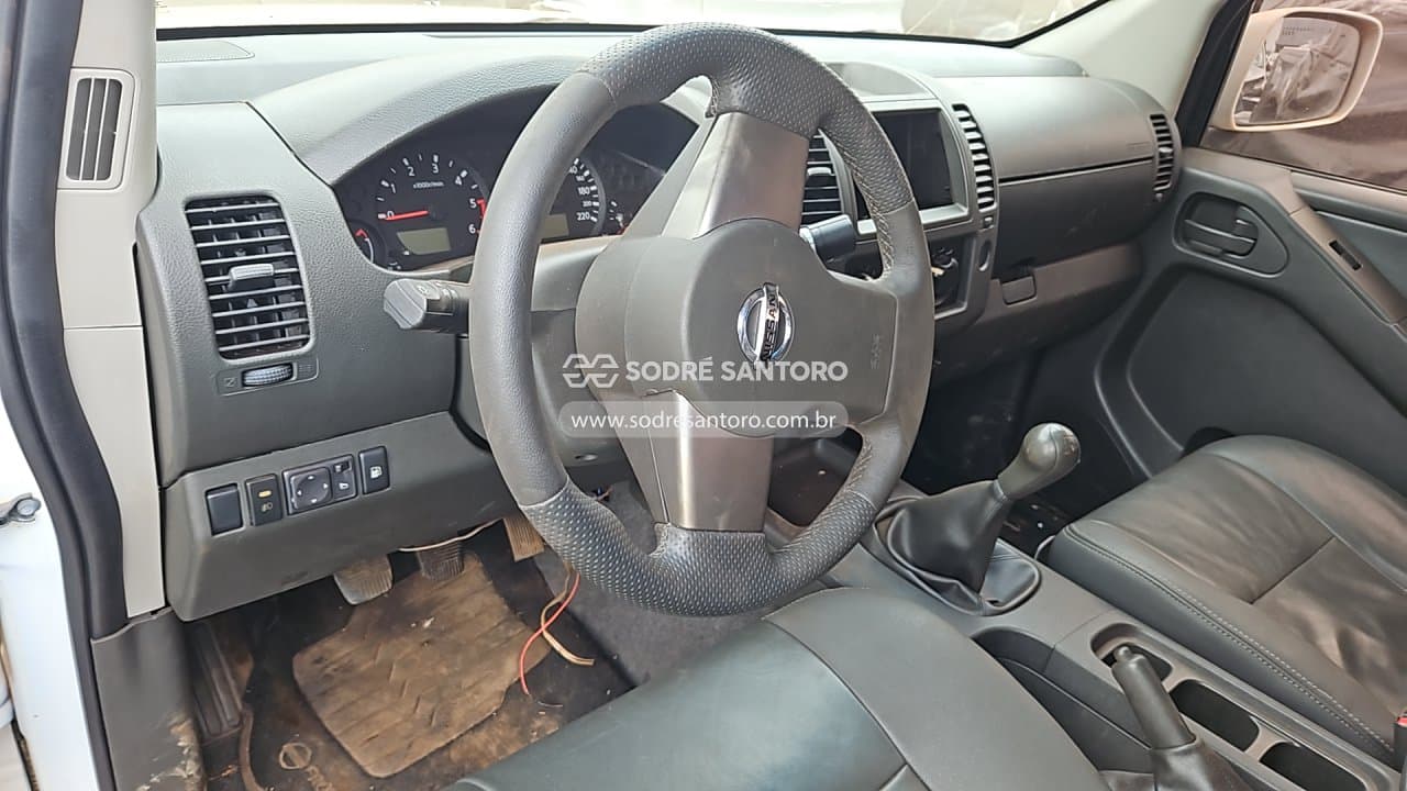 Nissan Frontier Xe 4x4 2013 — foto 6