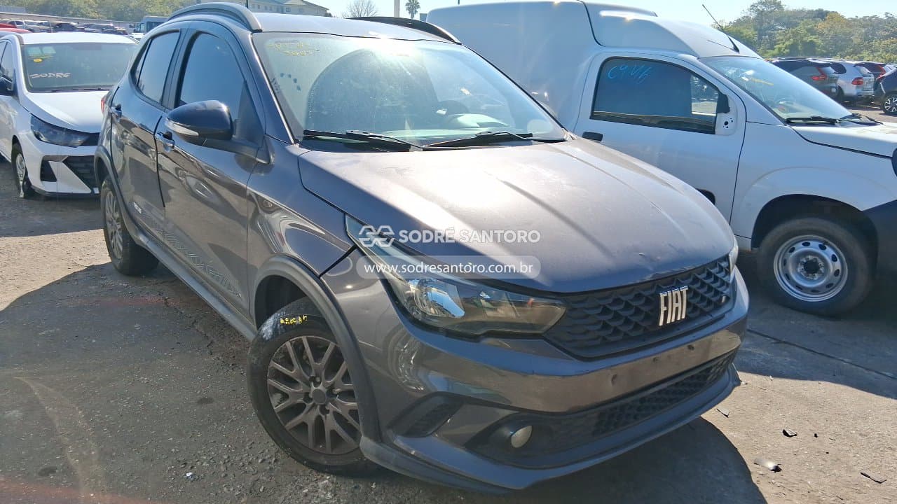 Fiat Argo Trekking 1.3 2021, preta