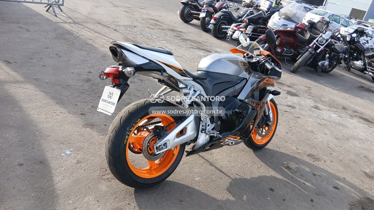 Honda Cbr 600 Rr 2008 — foto 4