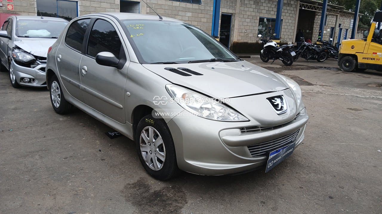 Peugeot 207 Xr 2012, prata