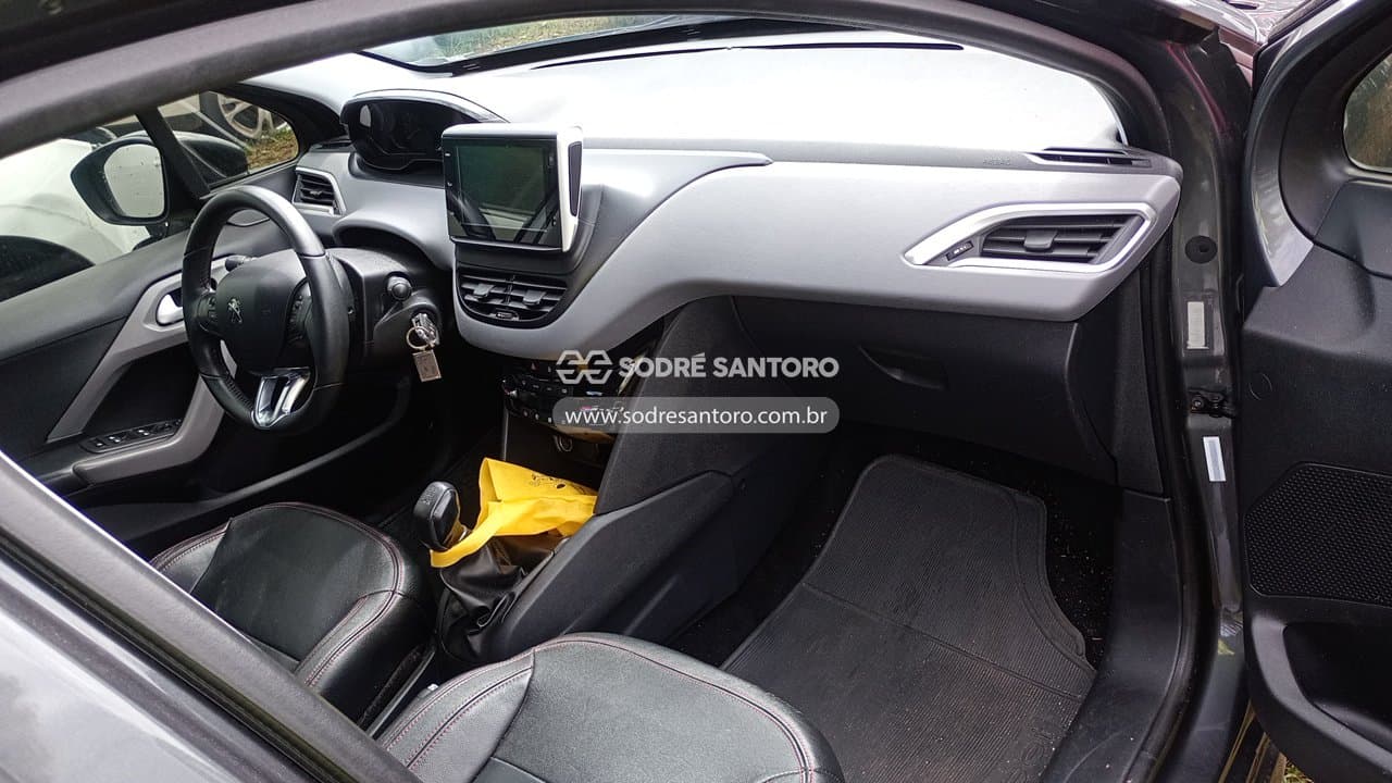 Peugeot 208 Allure Mt 2019 — foto 8