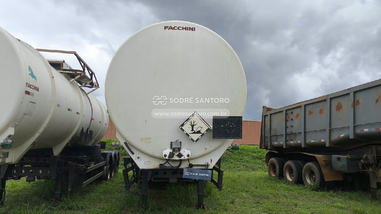 Outros Semi Reboque Bitrem Tanque Traseiro 2021 — foto 1