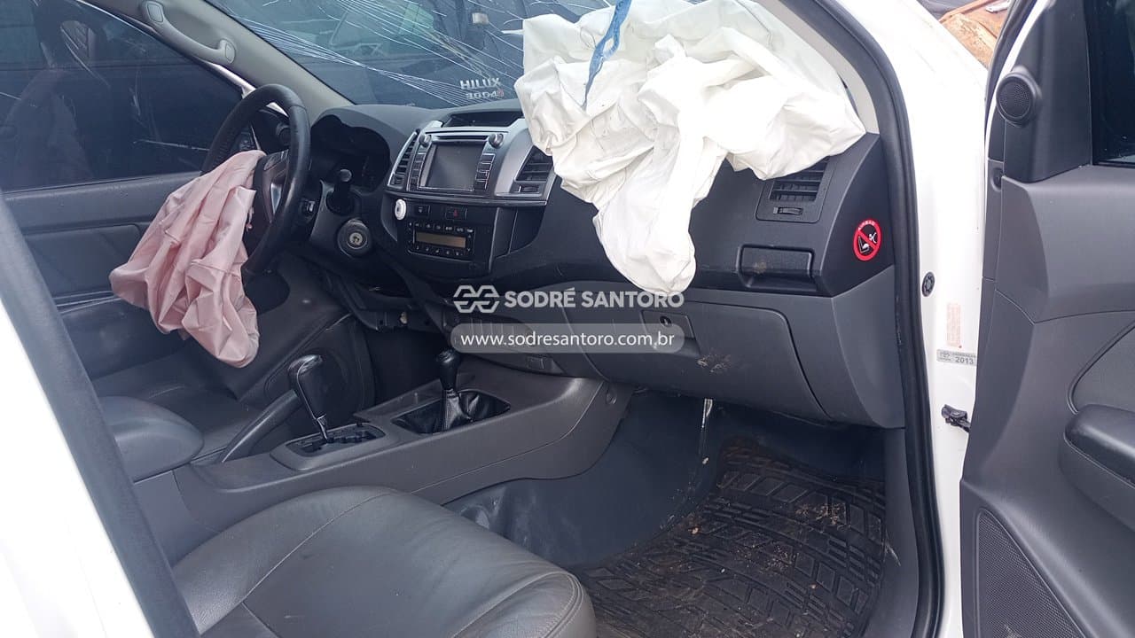 Toyota Hilux Cd4x4 Srv 2014 — foto 8