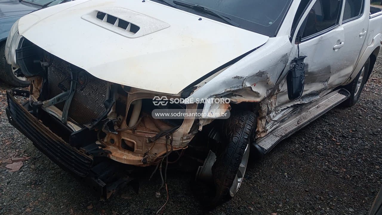 Toyota Hilux Cd4x4 Srv 2014 — foto 12