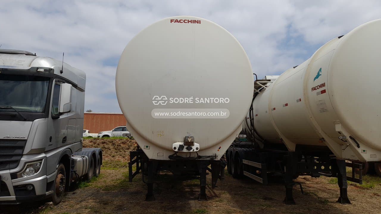 Outros Semi Reboque Bitrem Tanque Dianteiro 2021, branca