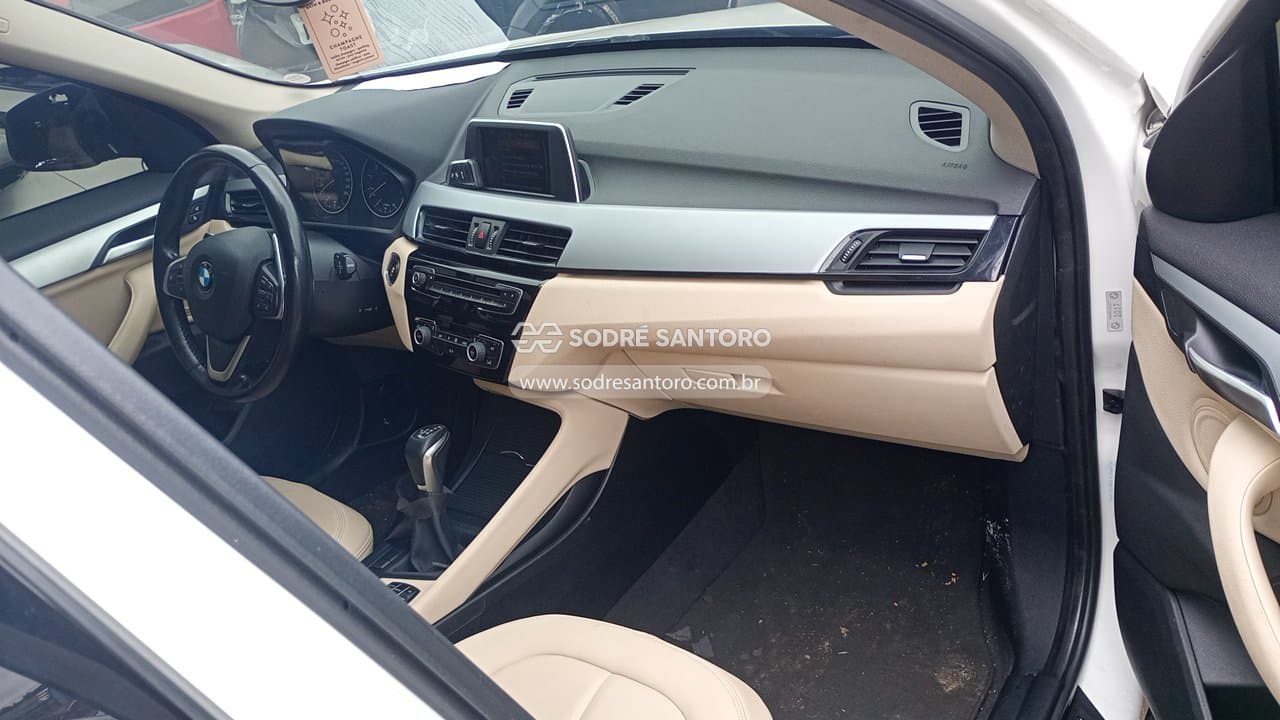 BMW X1 S20i Activeflex 2018 — foto 8