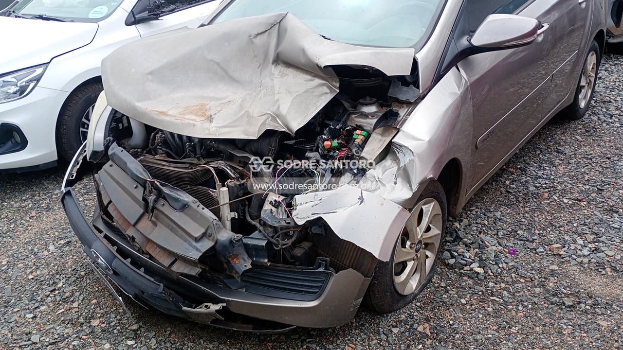 Hyundai Hb20s 1.6a Comf 2016 — foto 12