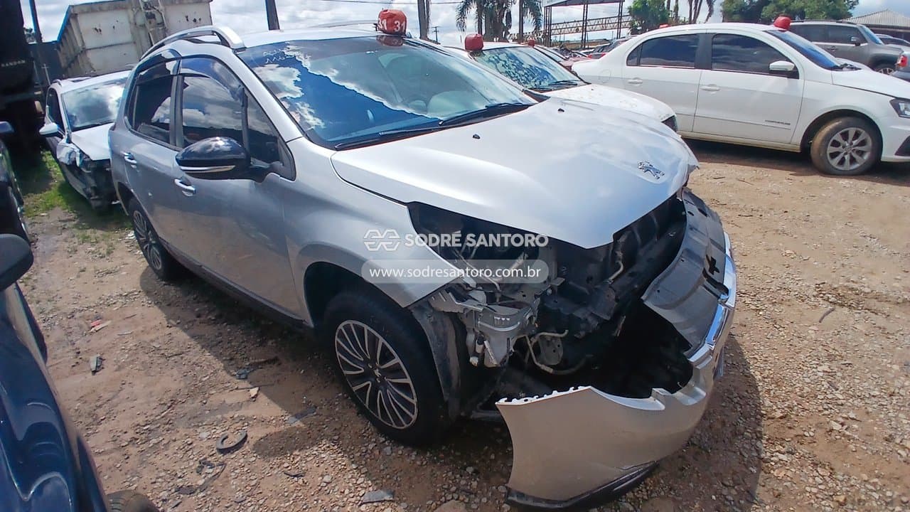 Peugeot 2008 Allure Eat6 2019, prata