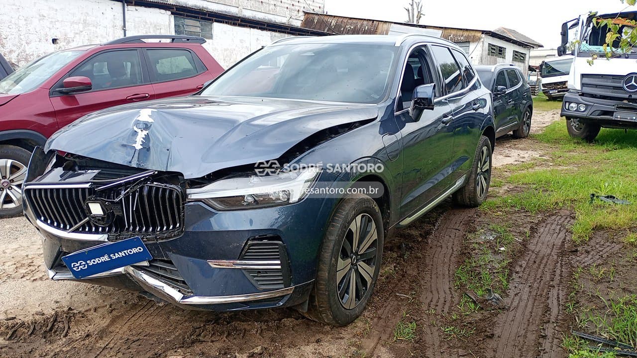 Volvo Xc60 T8 Plus 2023 — foto 3