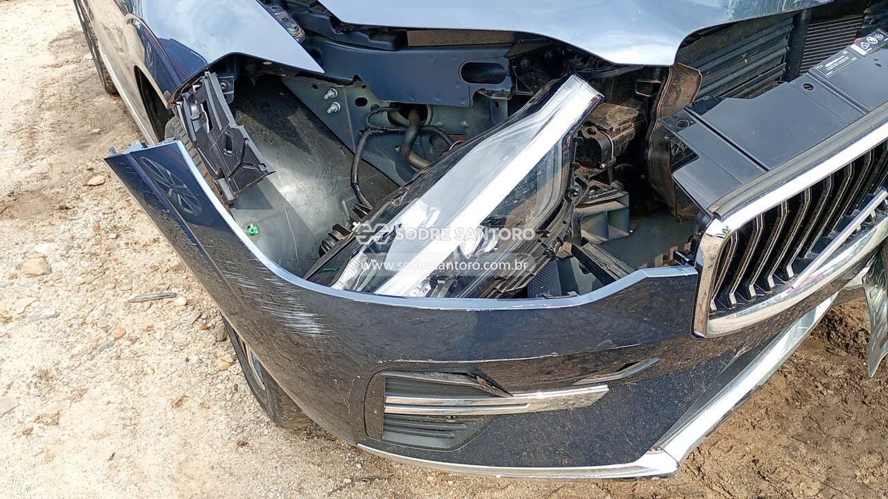 Volvo Xc60 T8 Plus 2023 — foto 11