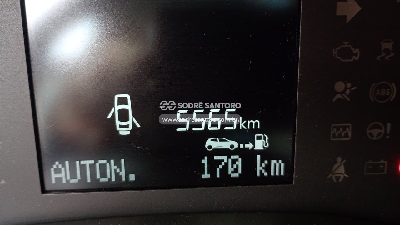 Renault Kwid Intens 2 2026 — foto 7