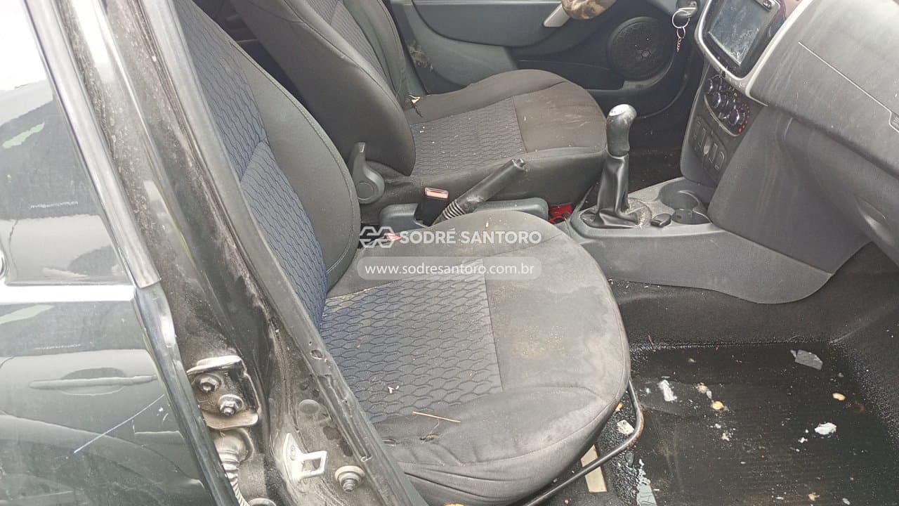 Renault Sandero Expr 10 2016 — foto 9