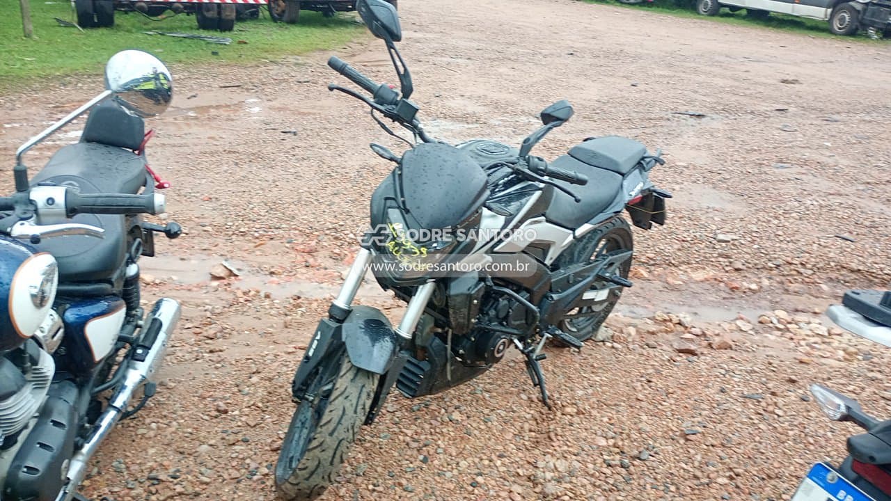 Bajaj Dominar D250 2025 — foto 3