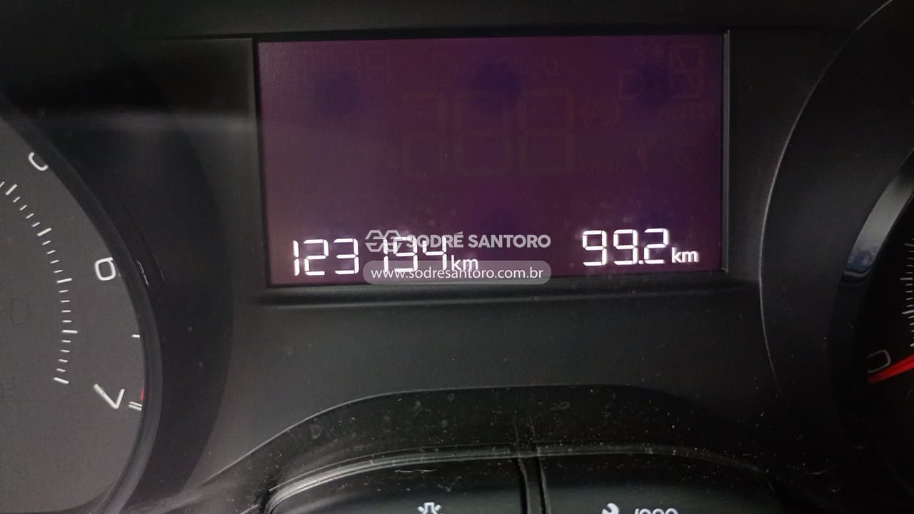Peugeot 208 Active 2016 — foto 7