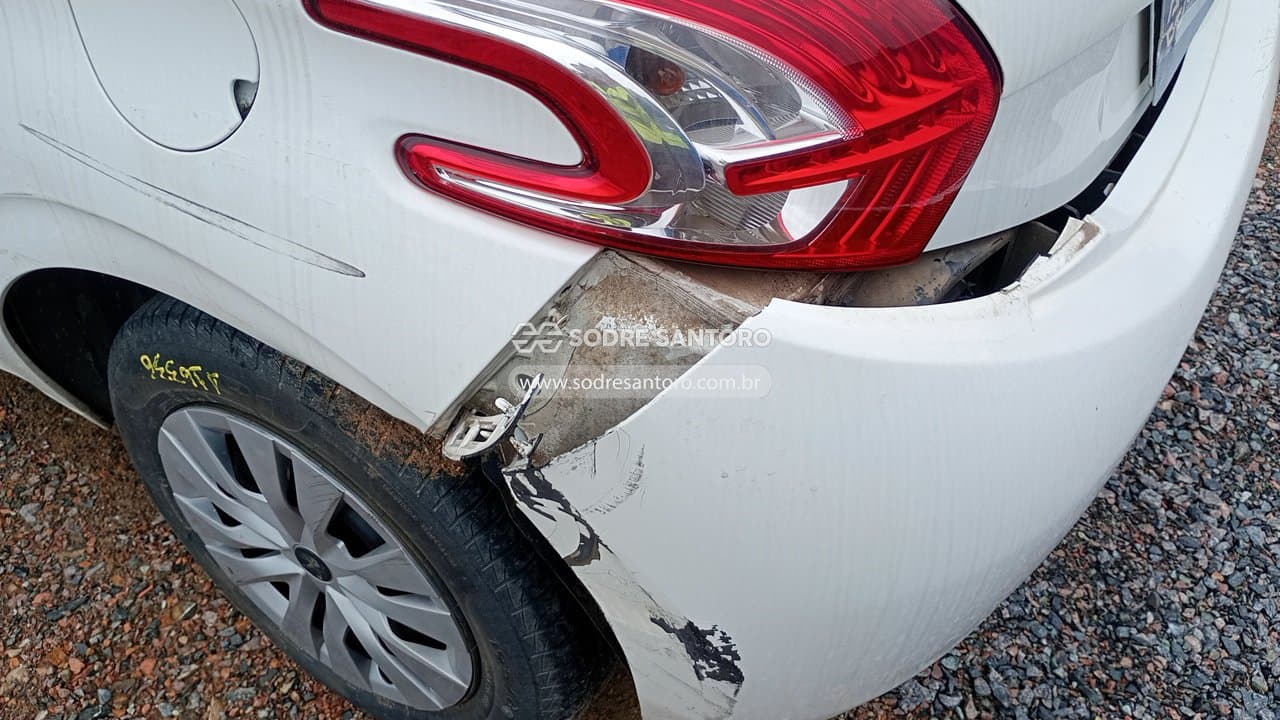Peugeot 208 Active 2016 — foto 11