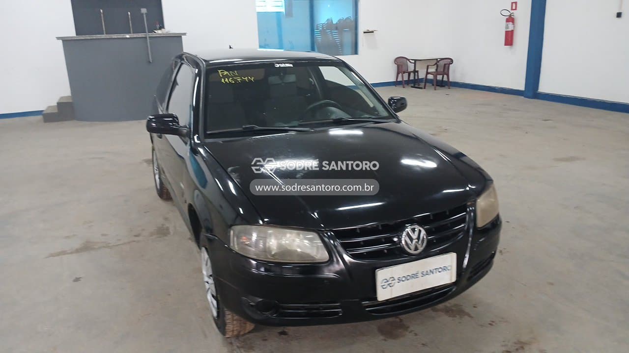Volkswagen Gol 1.0 2013, preta