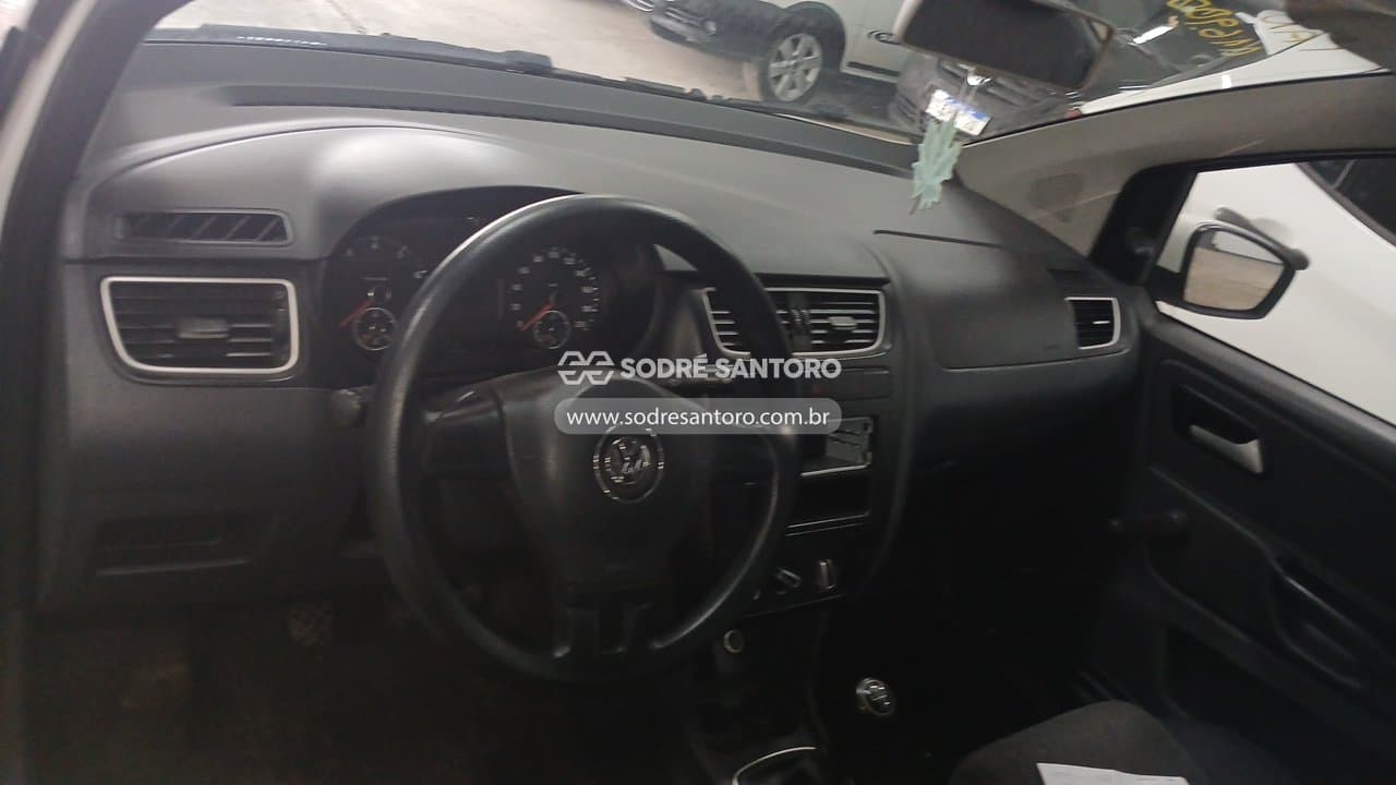 Volkswagen Fox 1.0 2013 — foto 6