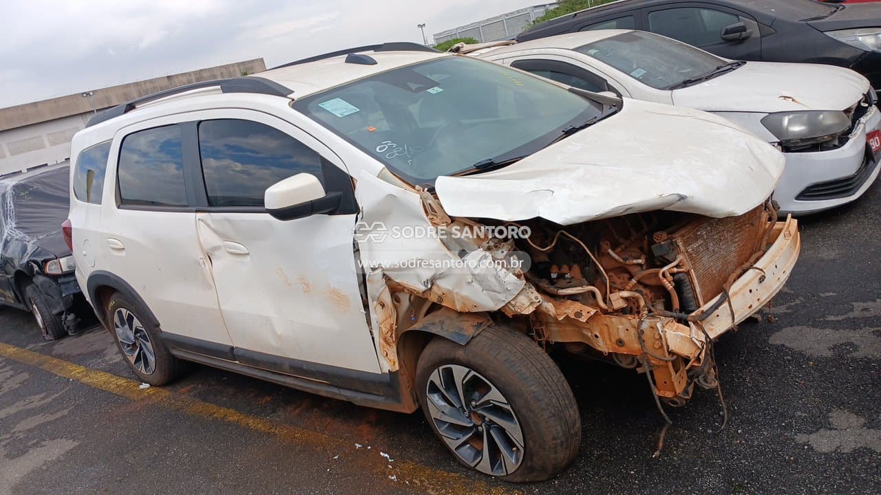 Chevrolet Spin 18l At Premier 2025, branca