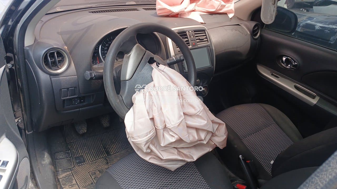 Nissan March 10s 2015 — foto 6