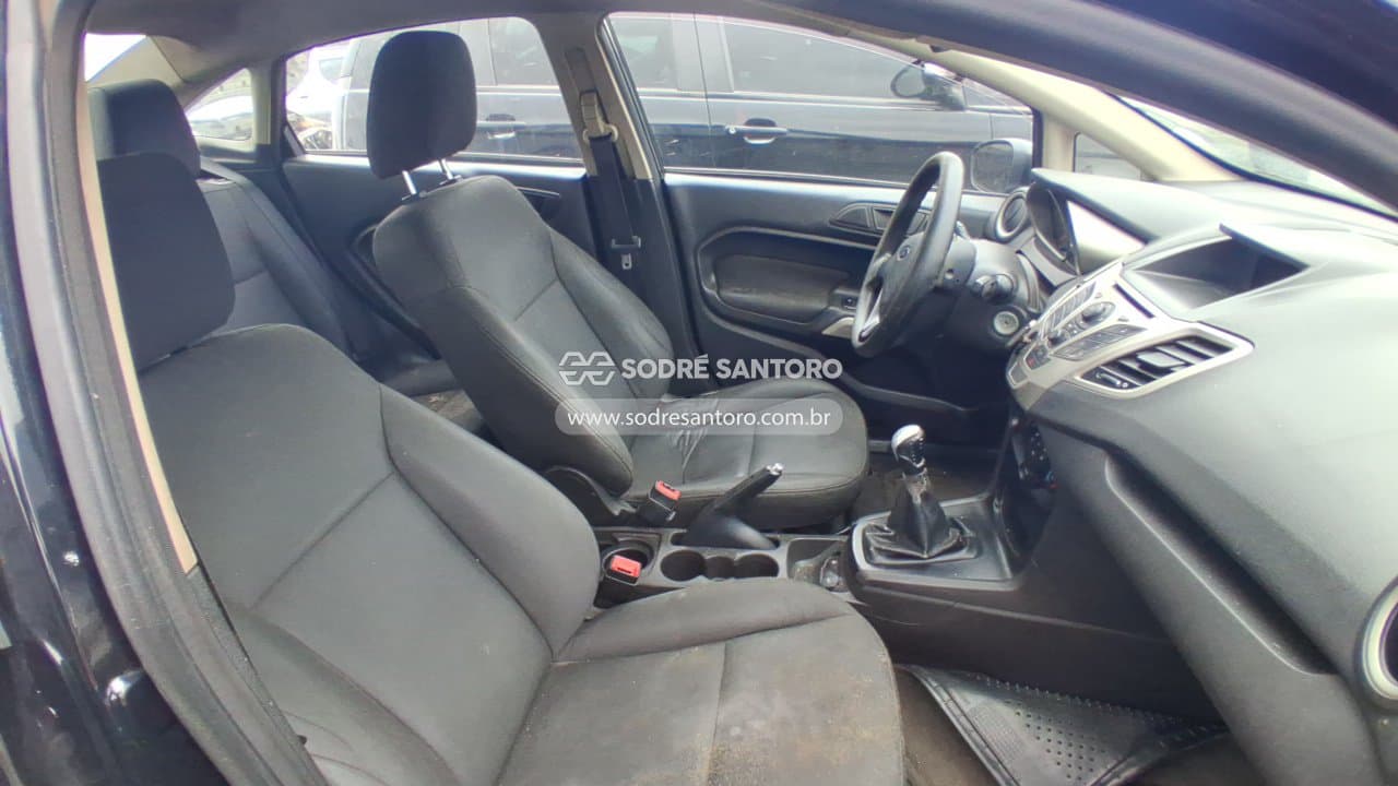 Ford Fiesta Se 2011 — foto 9