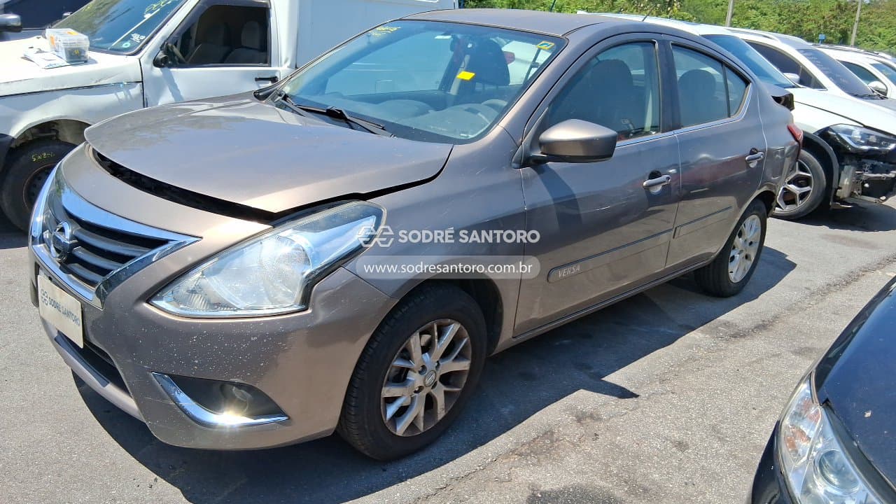Nissan Versa 16 Sl 2016 — foto 3